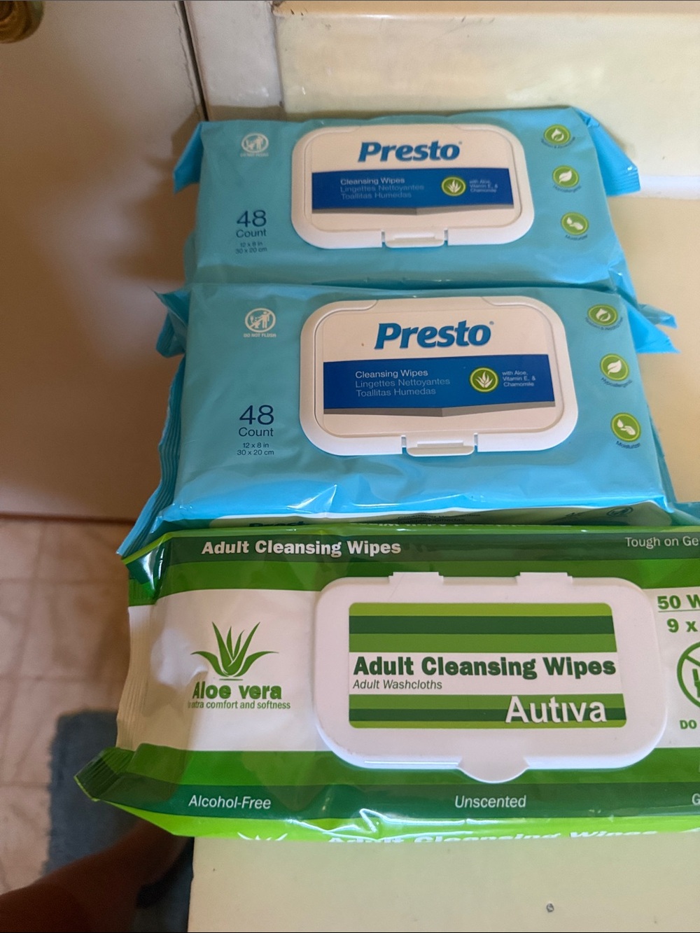 Presto & Autiva Cleansing Wipes - Blue and Green Packs